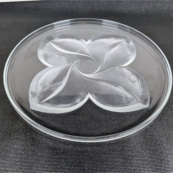 JG Durand 24% LEAD CRYSTAL 12” Serving Dish Frosted Leaf Design Florence Satine - Picture 2 of 2